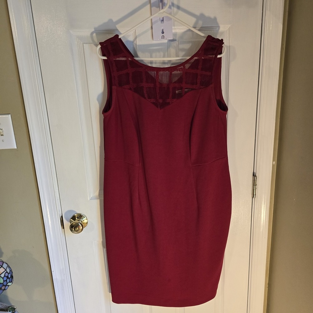 Maya Brooke Red Artsy Embossed Sheer Neckline Dress Size 16W